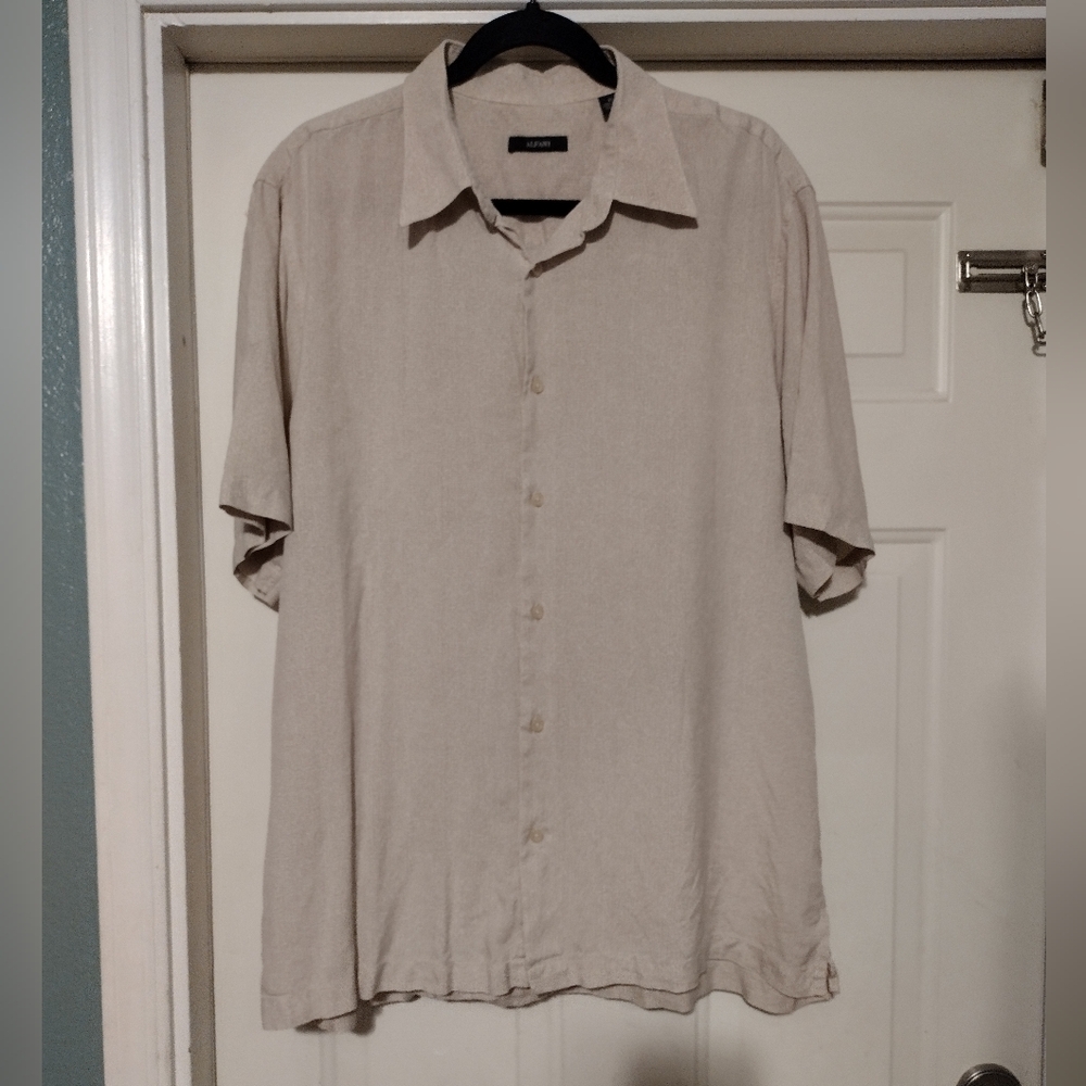 Alfani Men's Short Sleeve 100% Silk Button Up Beige Shirt Size XL